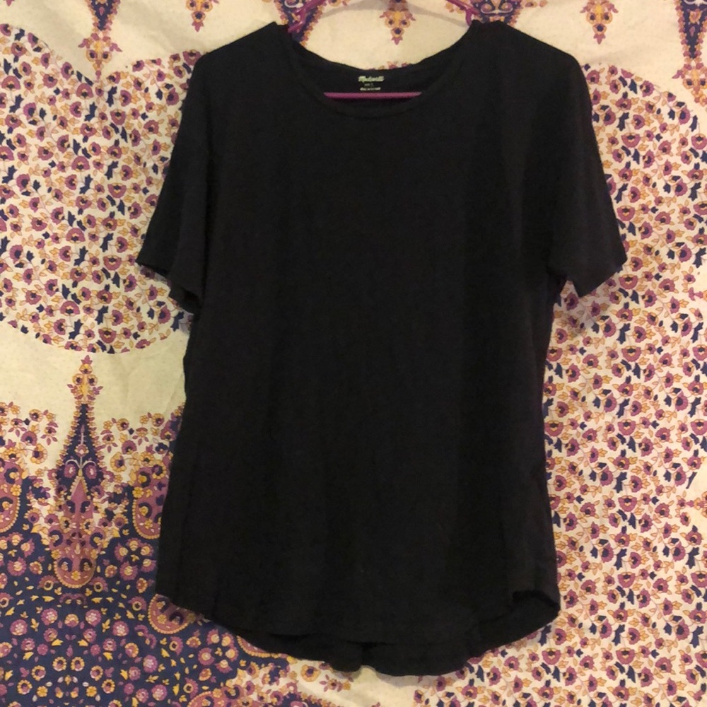madewell black tee